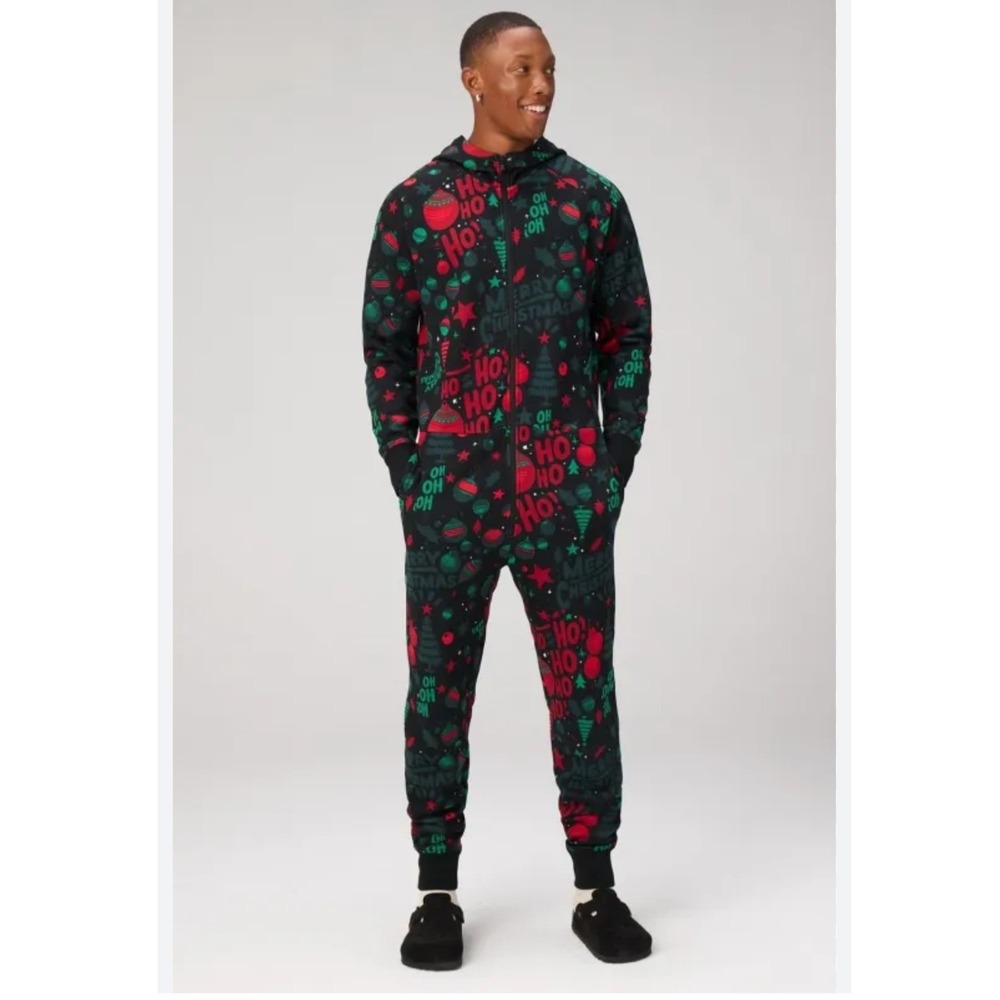 Fabletics Unisex XL Christmas Hooded One Piece PJs Black‎ Red Green Zip Jumpsuit